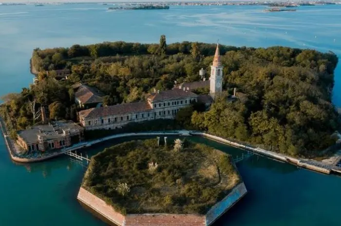 Most Mysterious Islands in the World That Hold Scary Stories and Legends